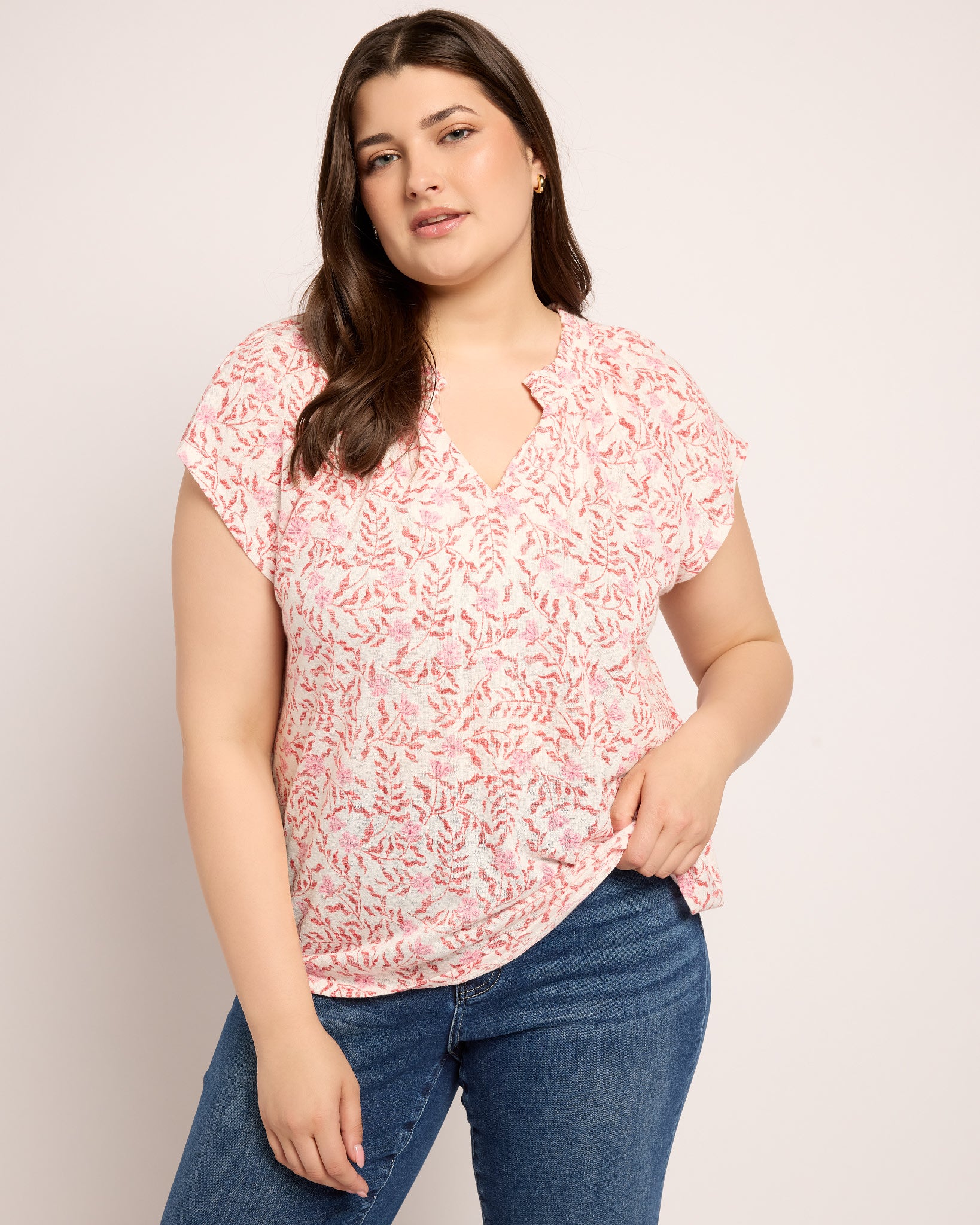 Rain Cayenne/Light Pink Floral $|& Bobeau Caty Ruffle Neck Top - SOF Front