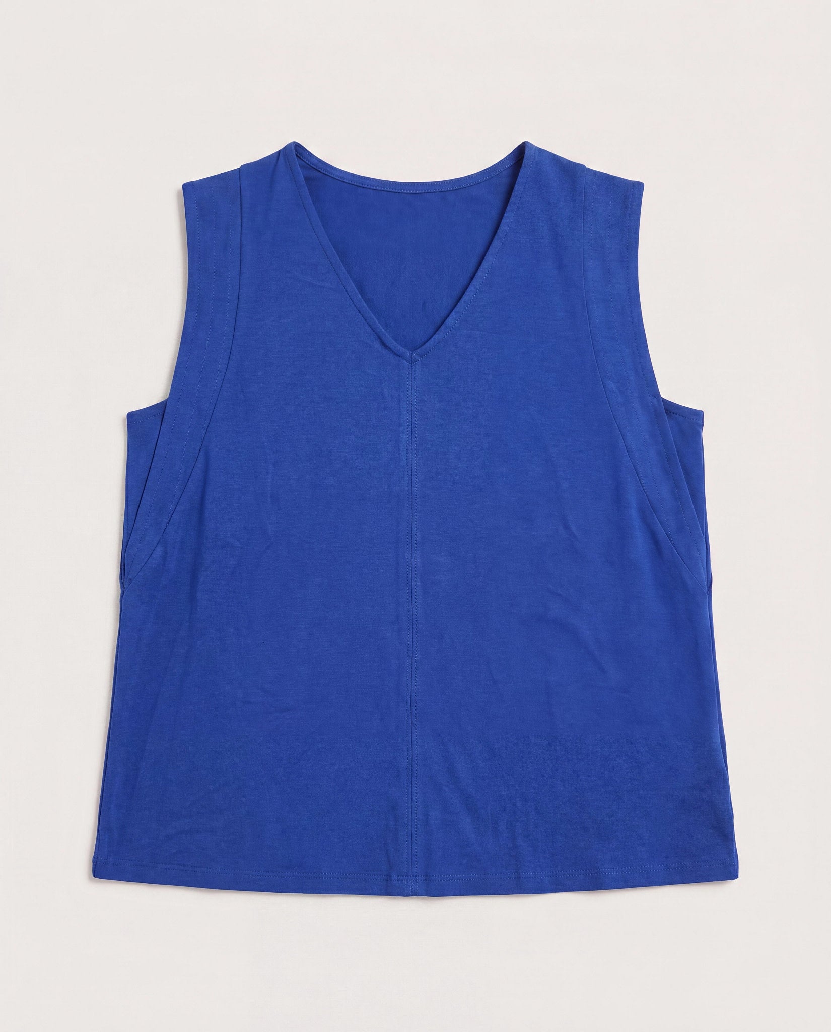 Royal $|& SEAS Libre V-Neck Tank - Hanger Detail