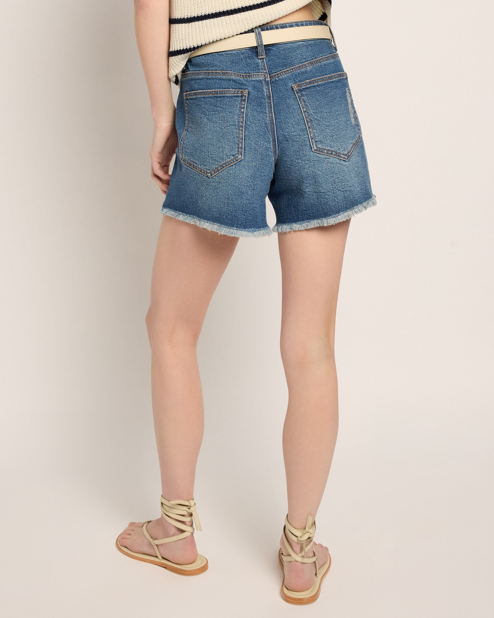 Storm $|& SEAS Maple Distressed Short - SOF Back