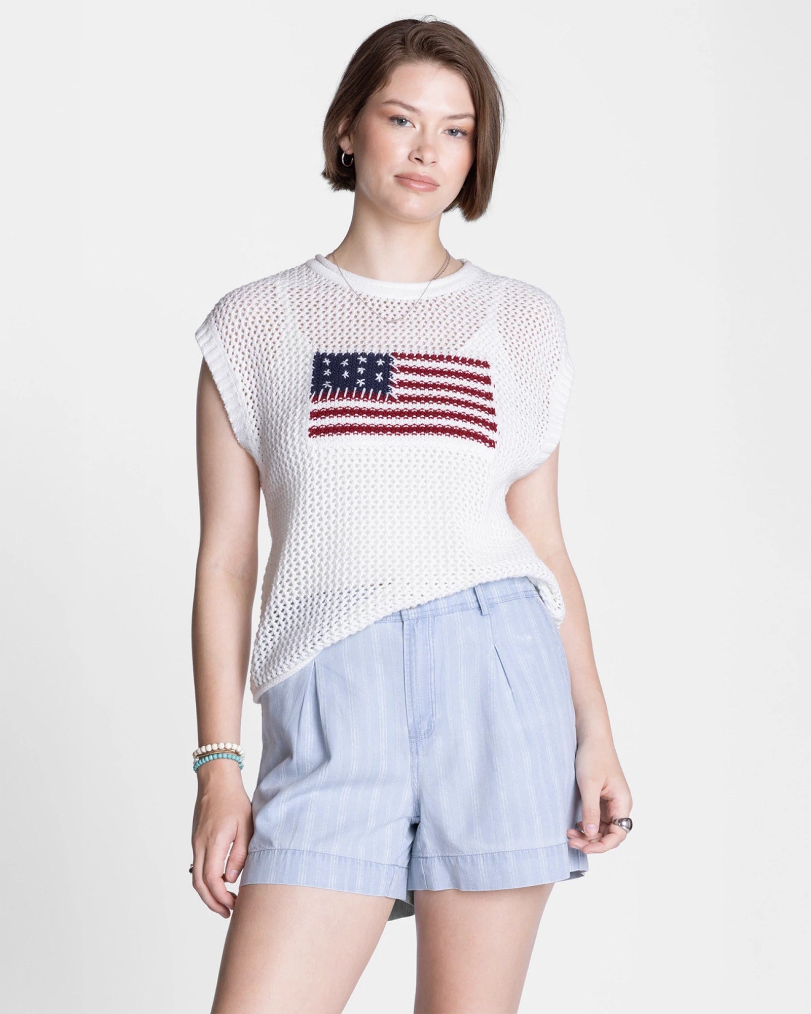 White $|& Thread & Supply Acer Top-Flag - VOF Detail