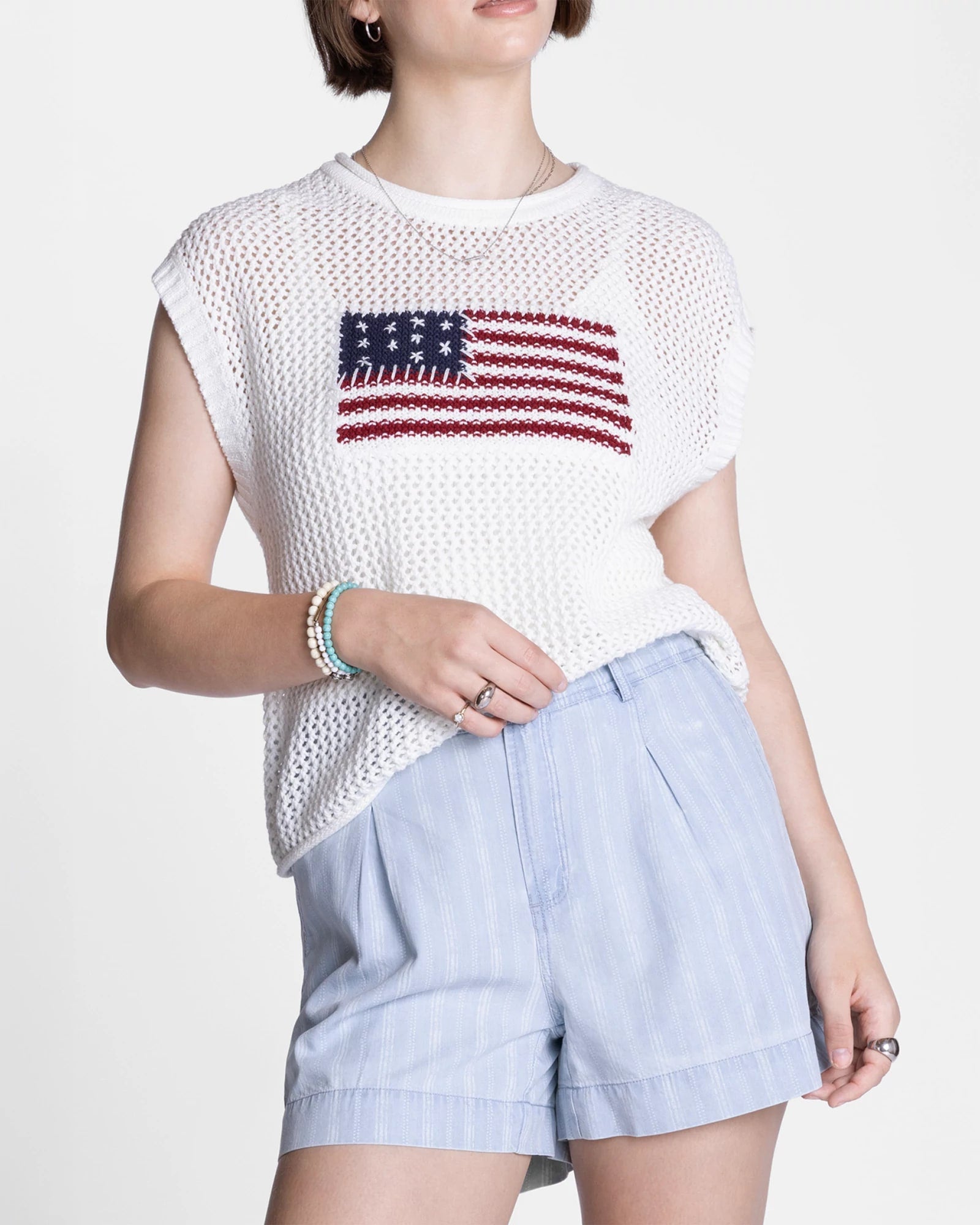 White $|& Thread & Supply Acer Top-Flag - VOF Detail