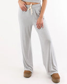 Heather Grey $|& Glyder Soft Flex Relaxed Straight Leg Pant - VOF Detail