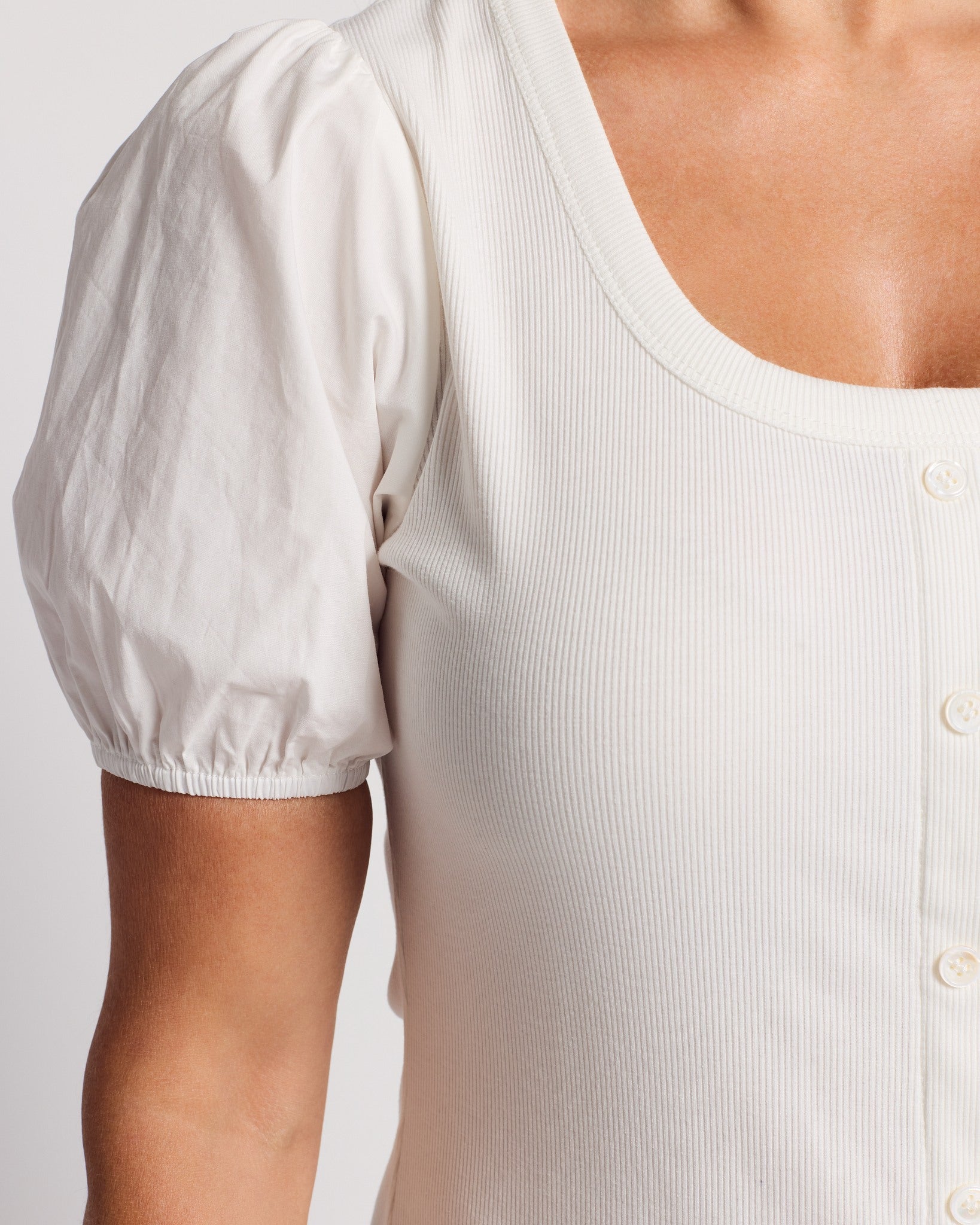 White $|& Skies Are Blue Knit Top with Contrast Sleeve - SOF Full Front