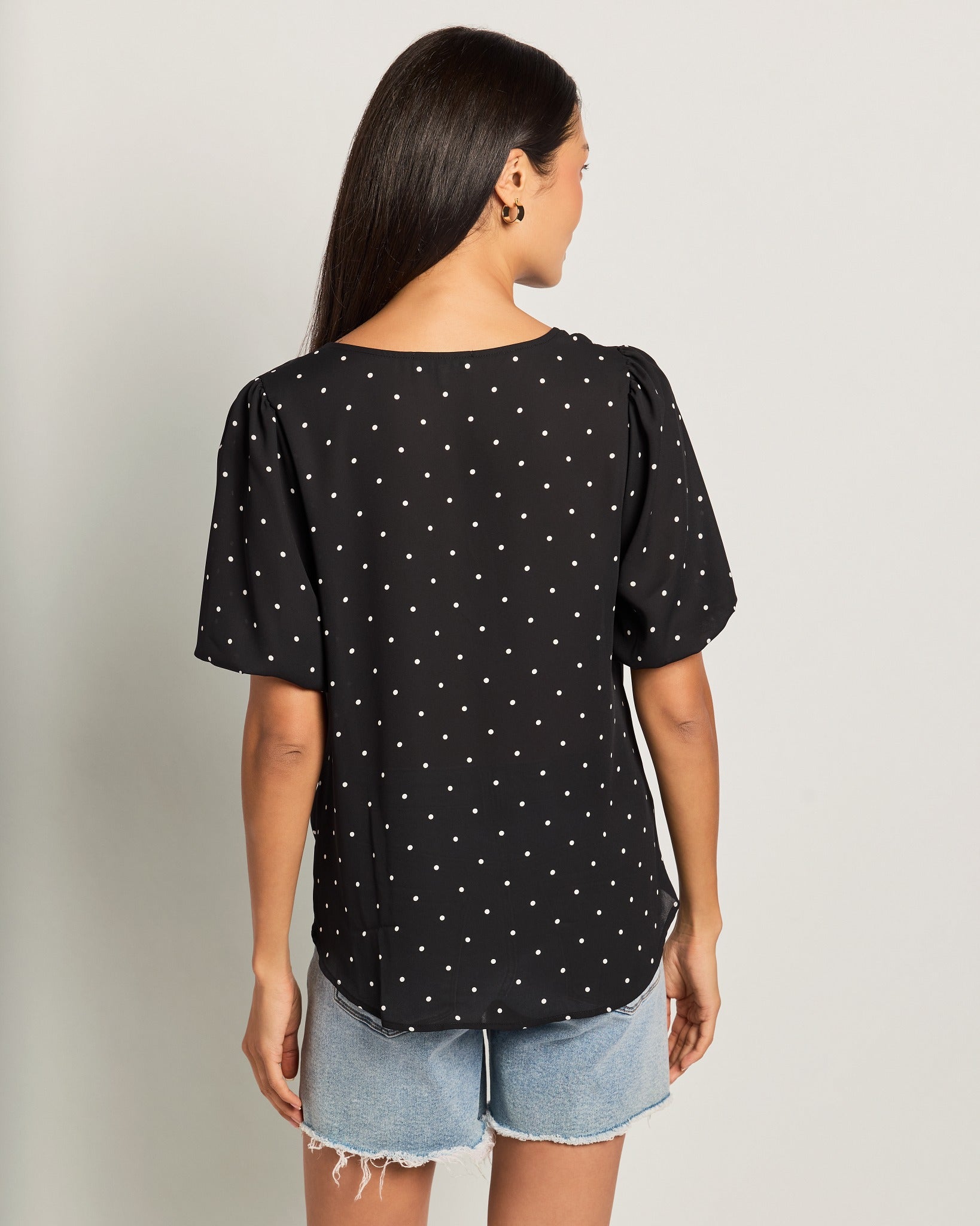 Black Dot $|& West Kei Printed Woven Short Sleeve Twist Front Top - SOF Back