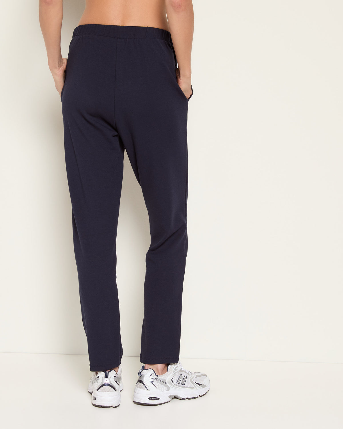Navy $|& Interval Interlock Incline Jogger - SOF Back