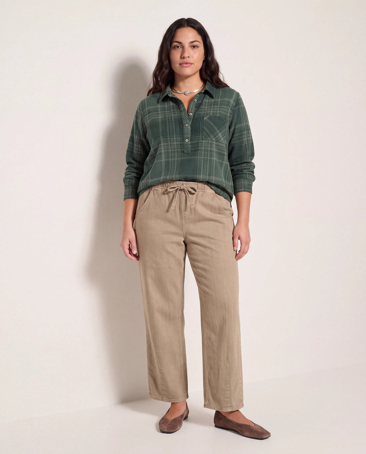 Pebble $|& SEAS Ellie Drawstring Straight Leg Pant - UGC On Fig