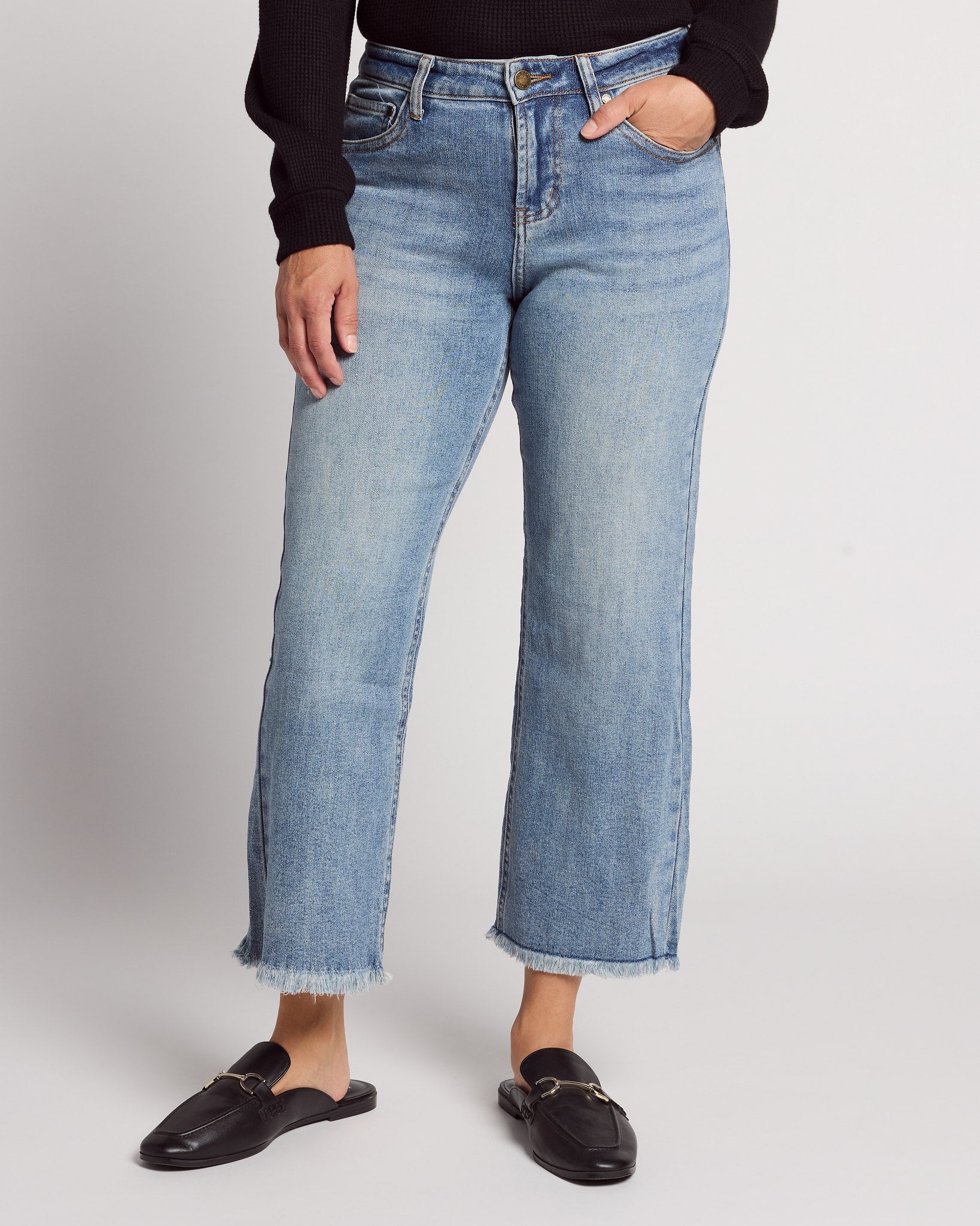 Saltwater $|& Herizon Roam Distressed Cropped Wide Leg Jean - SOF Front