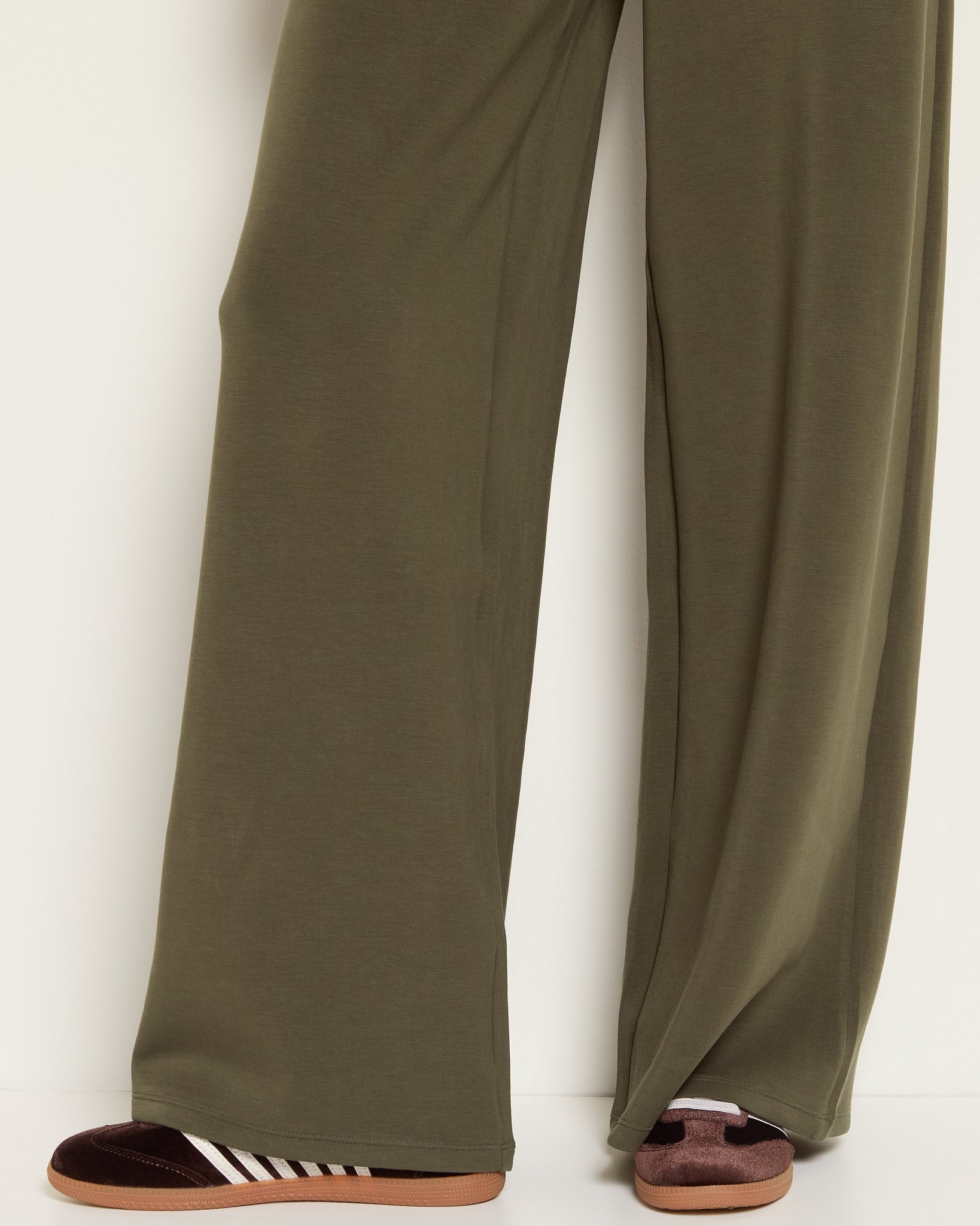Evergreen $|& SEAS Jenni High Rise Pleat Front Trouser - VOF Front