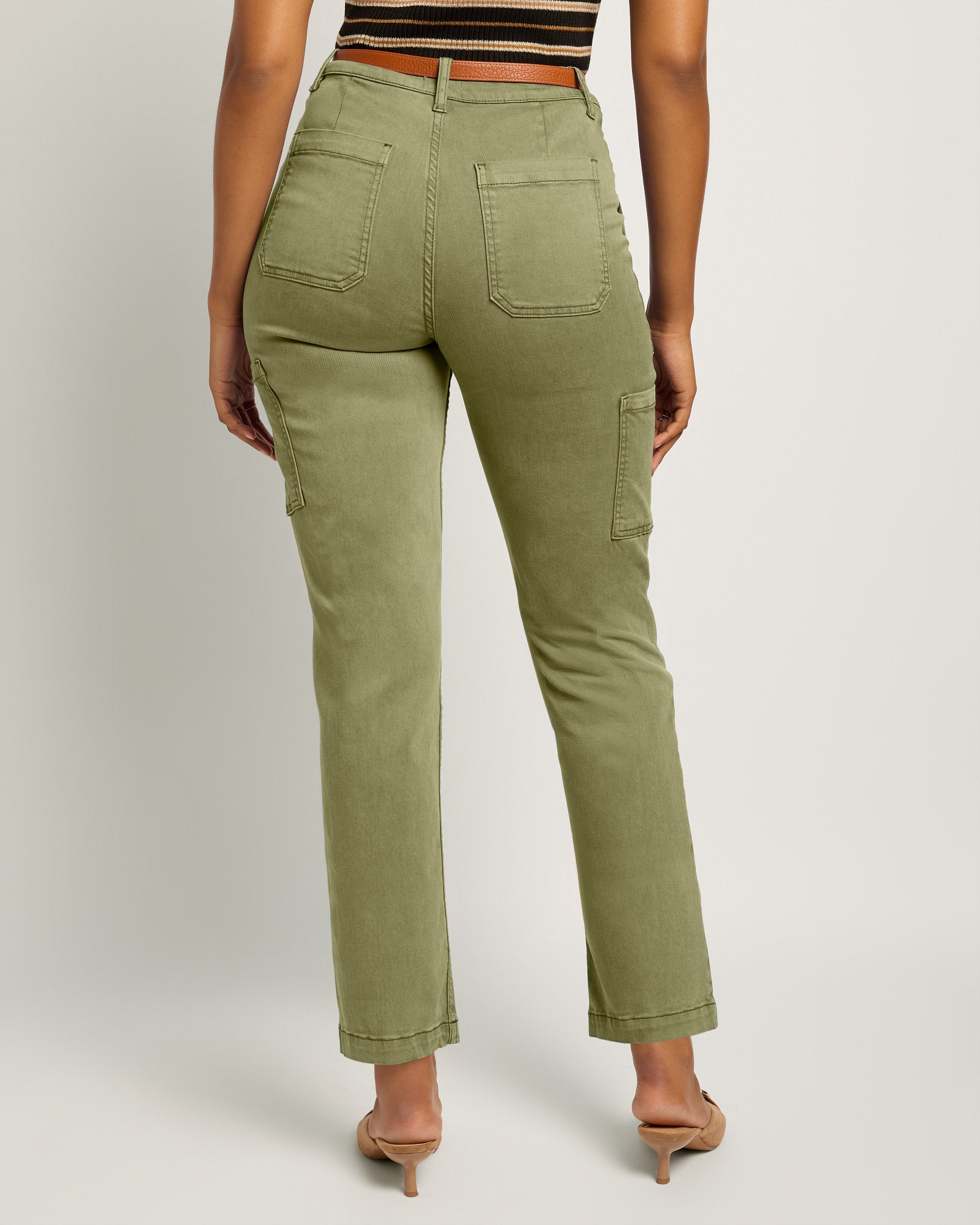 Olive Branch $|& SEAS Liz High Rise Cargo Ankle Pant - SOF Back