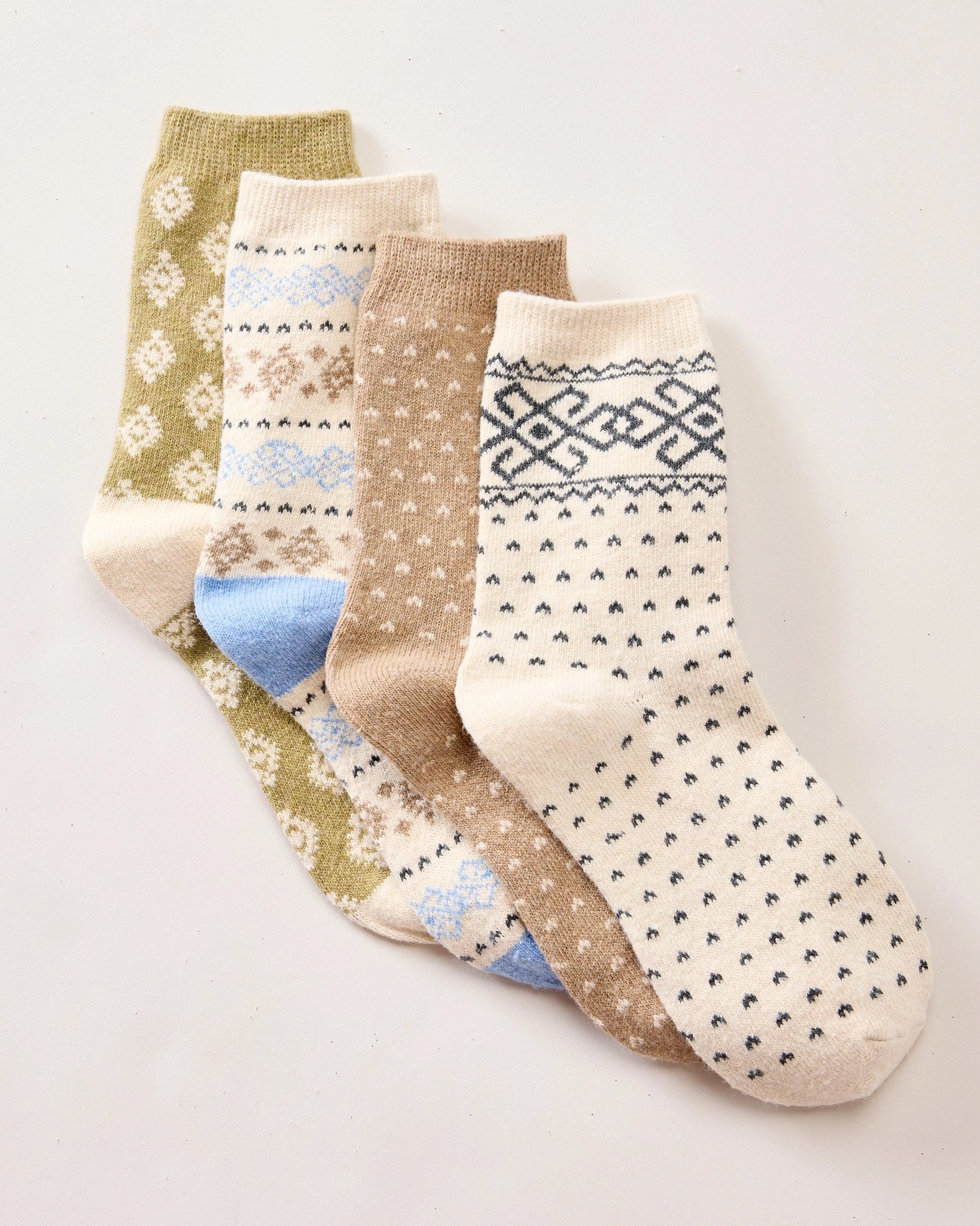 Canyon Multi $|& SEAS 4 Pack Patterned Crew Socks - Hanger Detail