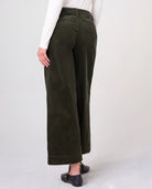 Hunter Green $|& Liverpool High Rise Corduroy Wide Leg Trouser - SOF Front