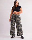 Camo $|& Mica Denim High Rise Wide Leg Pant with Drawstring - VOF Detail