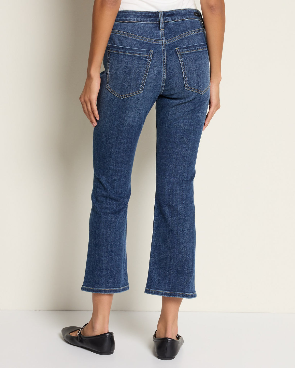 Sierra Drift $|& Liverpool Hannah Cropped Flare - SOF Back