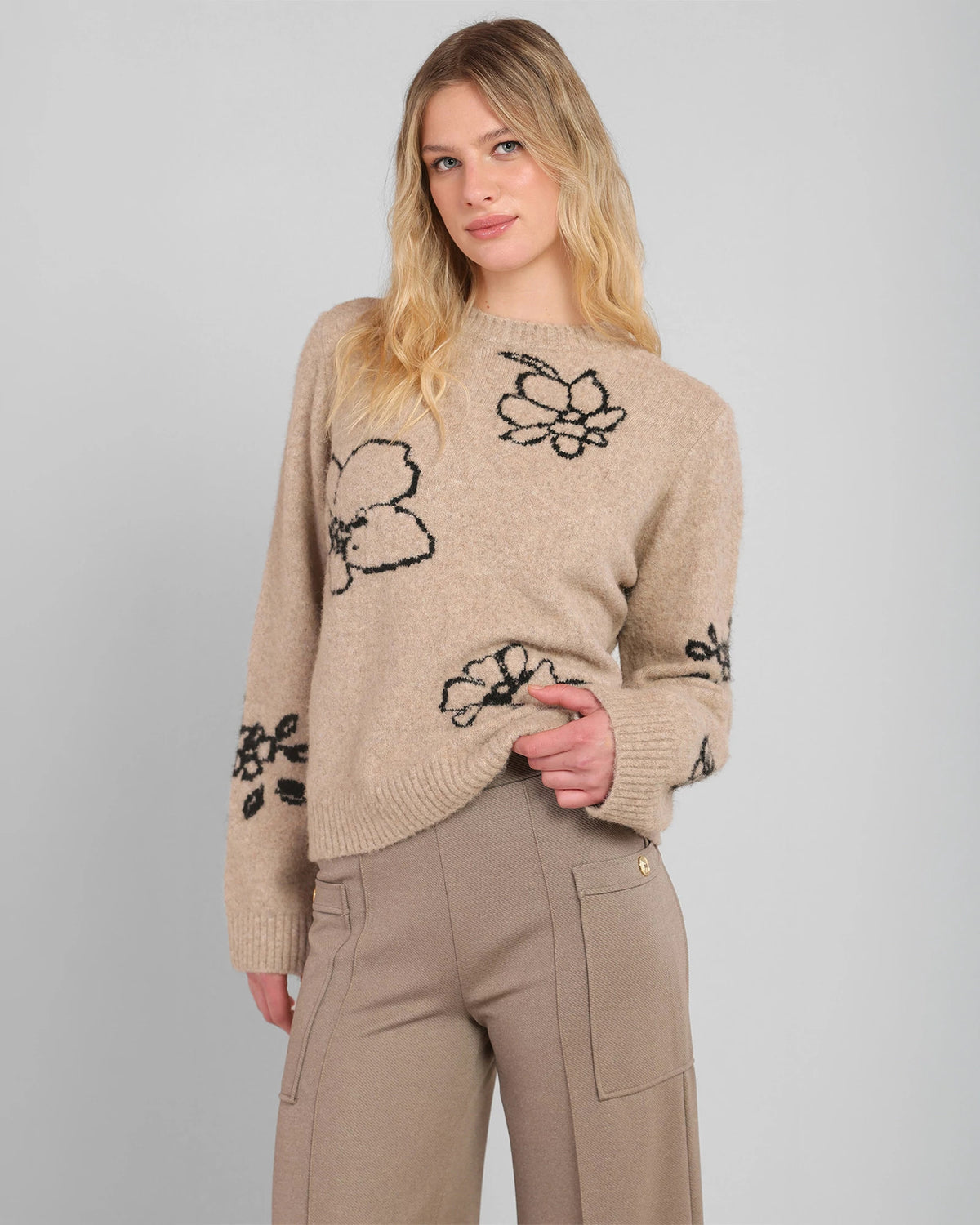 Taupe $|& Room 34 Flower Crewneck Pullover - VOF Detail