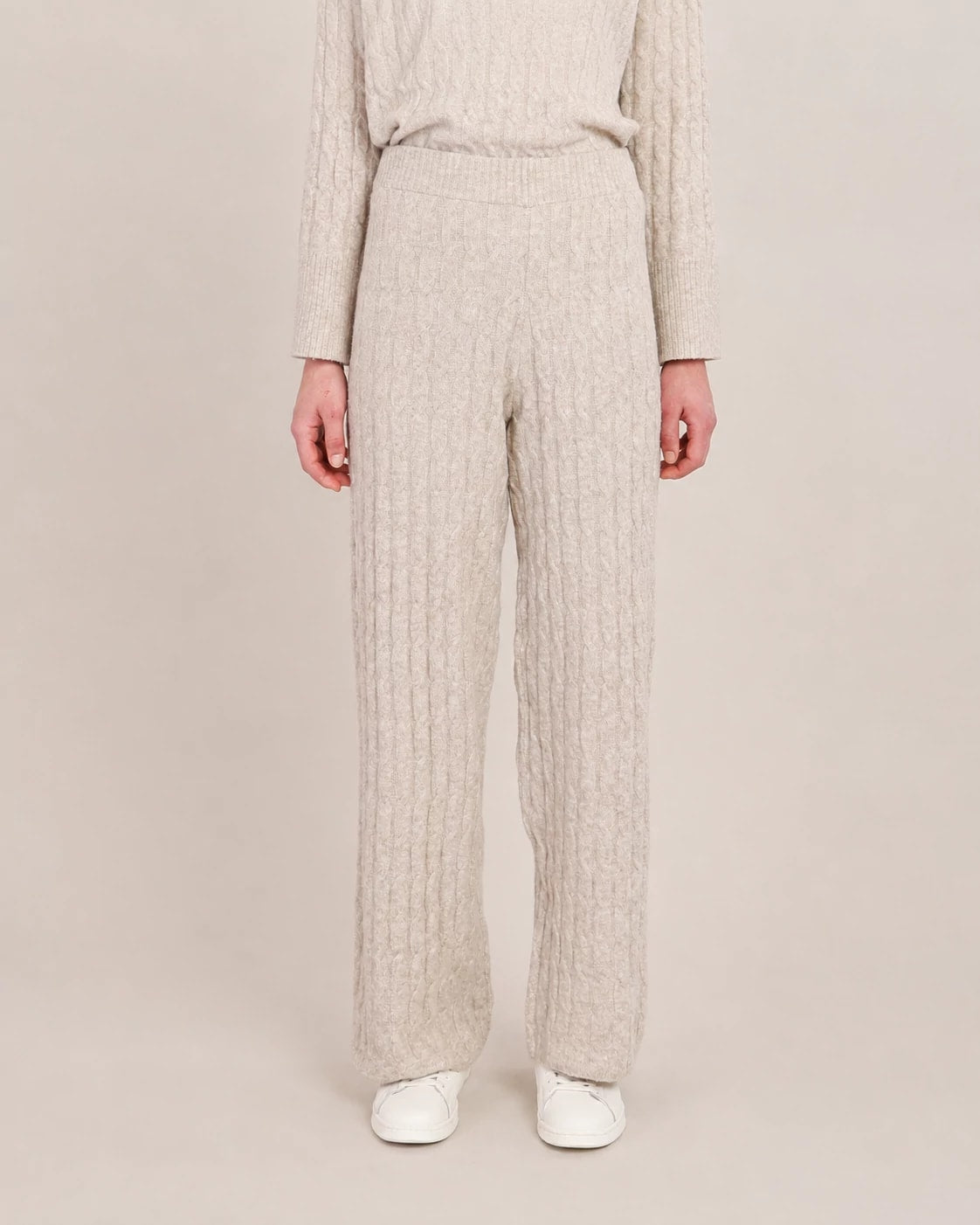 Beige $|& Room 34 Cable Knit Pant - VOF Detail