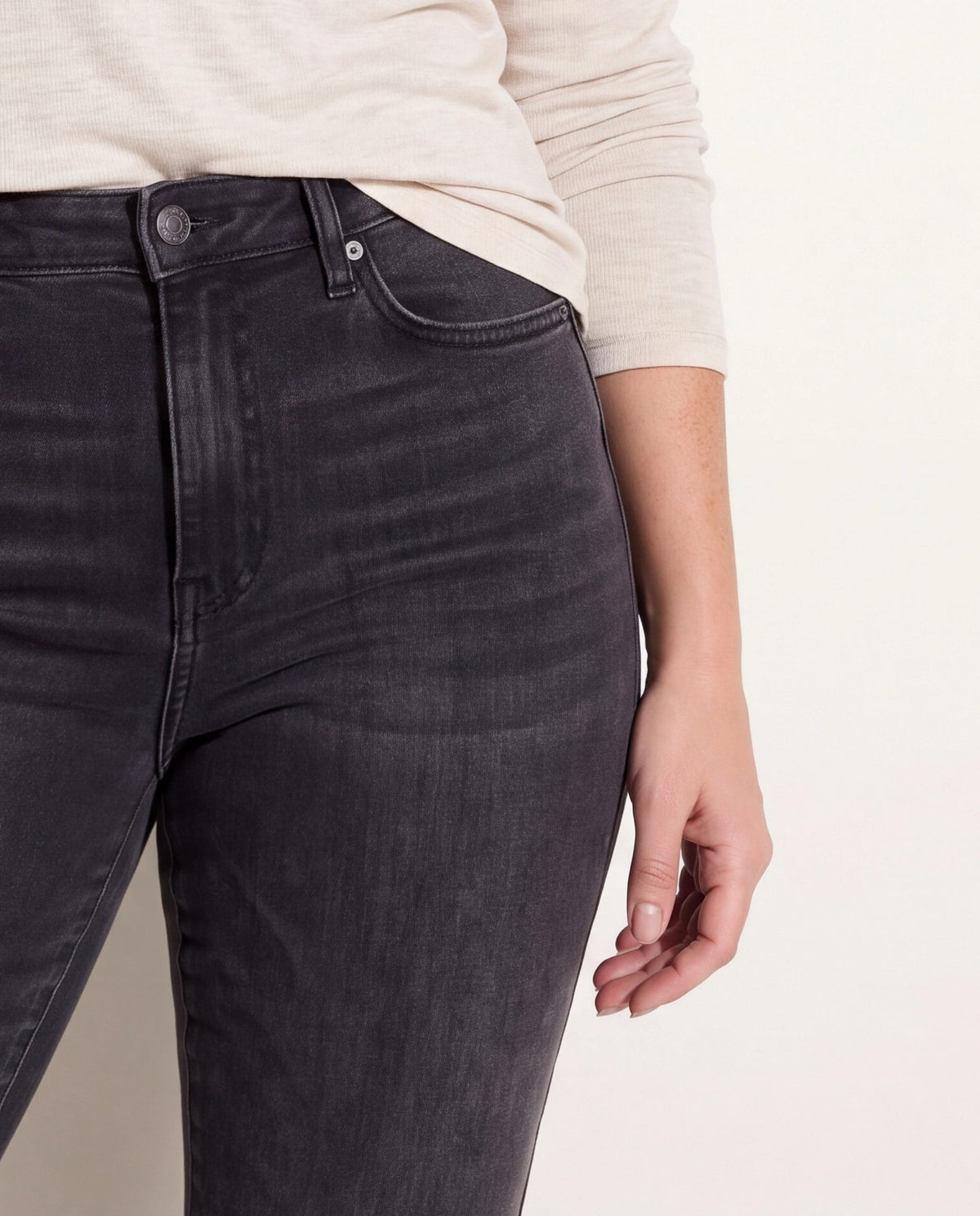 North Loop $|& Liverpool Abby Skinny Jeans - SOF Full Front