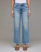 Medium Light $|& Hidden Mid Rise Cropped Classic Straight - Hanger Back