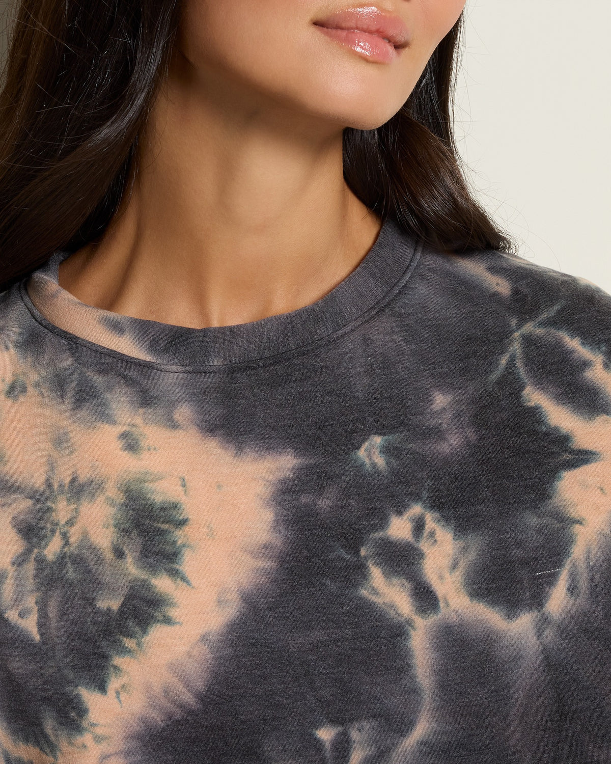 Black/Peach $|& SEAS Lara Pullover - VOF Front