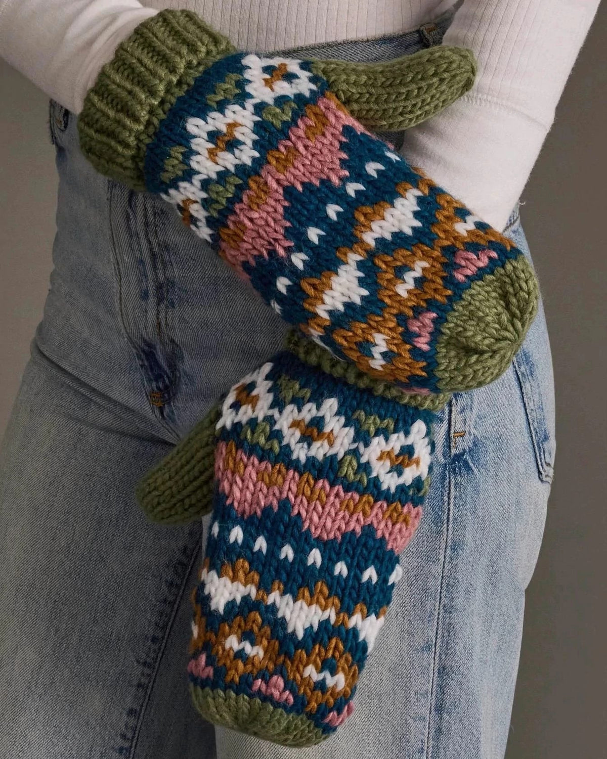 Green Multi $|& Panache Apparel FairIsle Mittens - VOF Detail