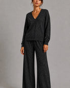 Black Onyx $|& Astrologie Hacci V-neck Top - VOF Detail