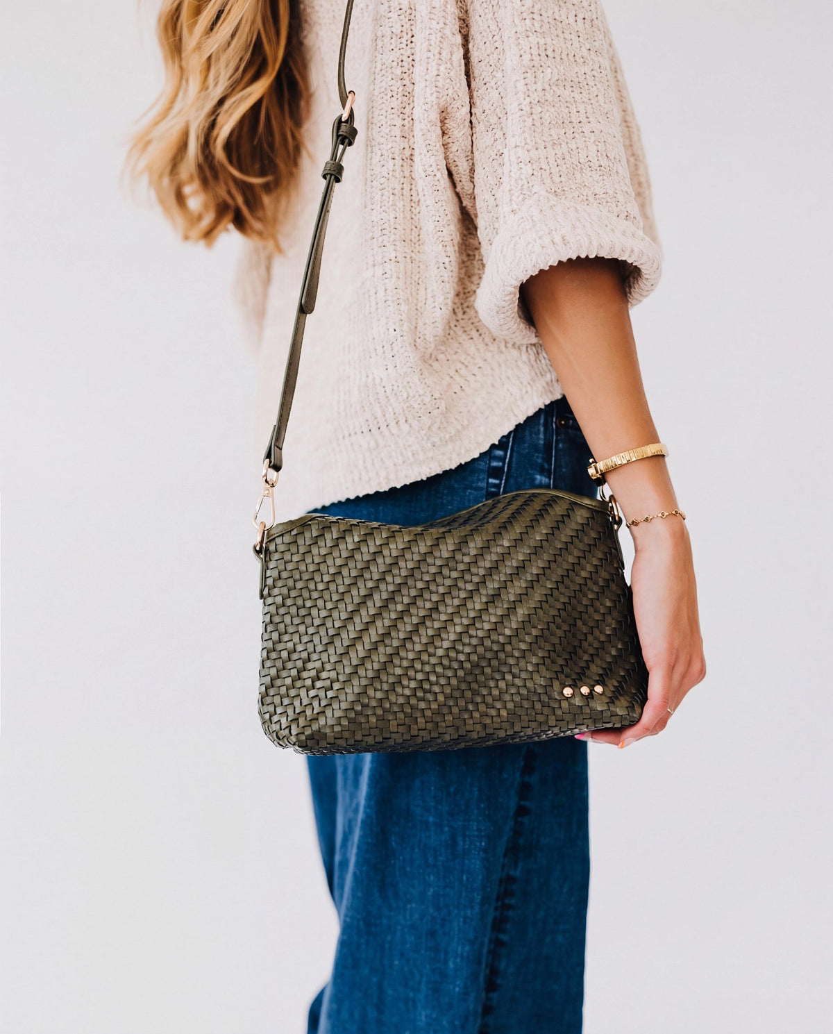 Olive $|& Pretty Simple Jaime Woven Crossbody - VOF Detail