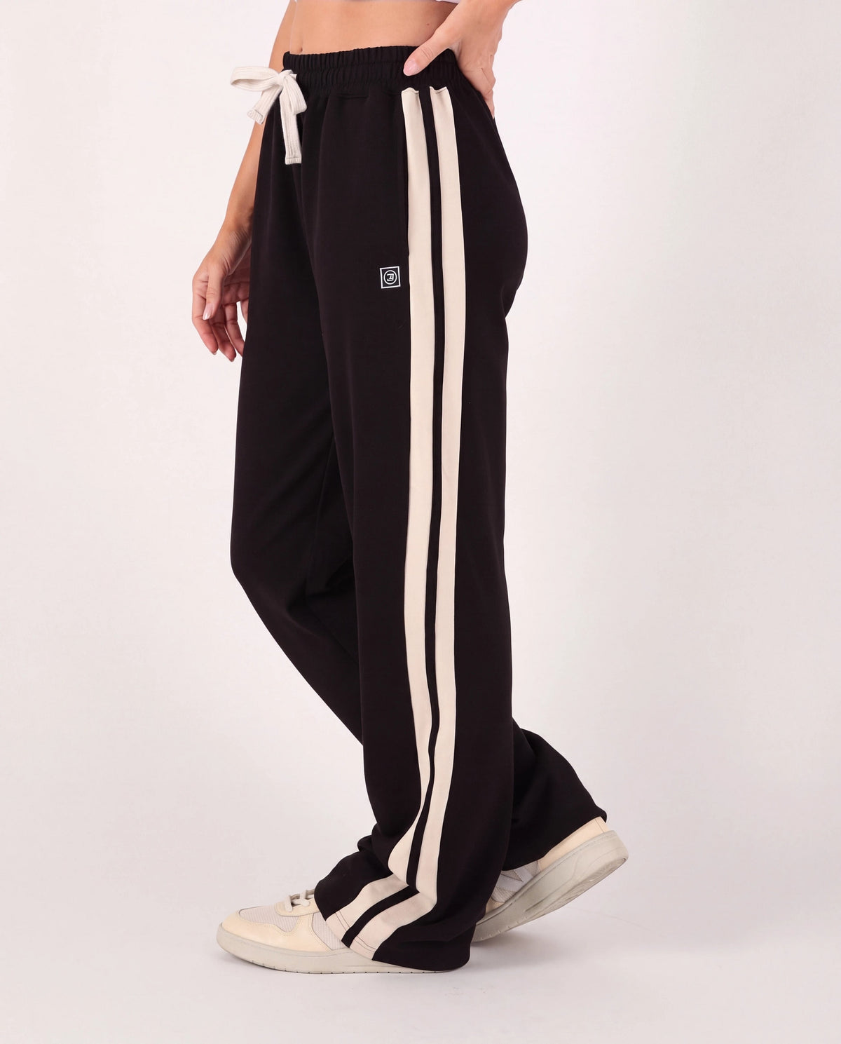 Black/Oatmilk $|& Glyder Retro Straight Leg Sweatpant - Hanger Front