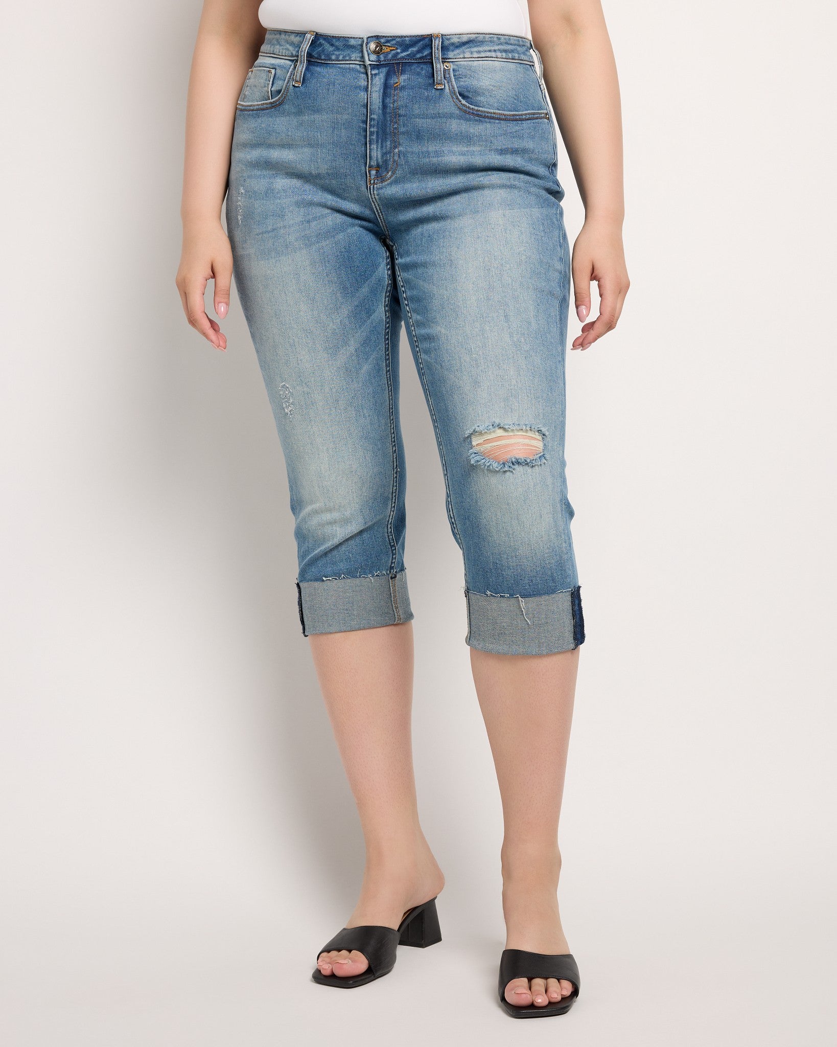 Light Wash $|& Vigoss Marley Distressed Midrise Cuffed Capri - SOF Front