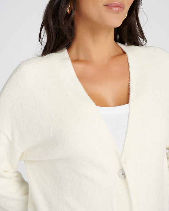 Pearl $|& Barefoot Dreams Cable Button Cardigan - SOF Detail