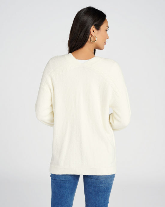 Pearl $|& Barefoot Dreams Cable Button Cardigan - SOF Back