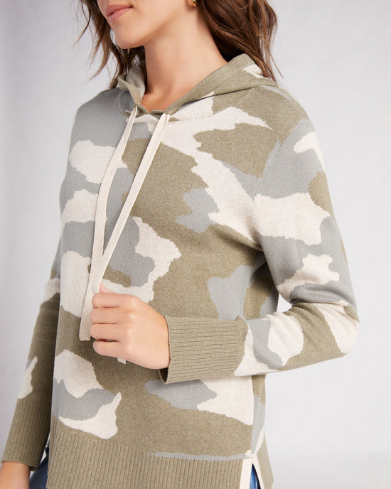 Heather Forest $|& Tribal Long Sleeve Camo Hoodie Sweater - SOF Detail
