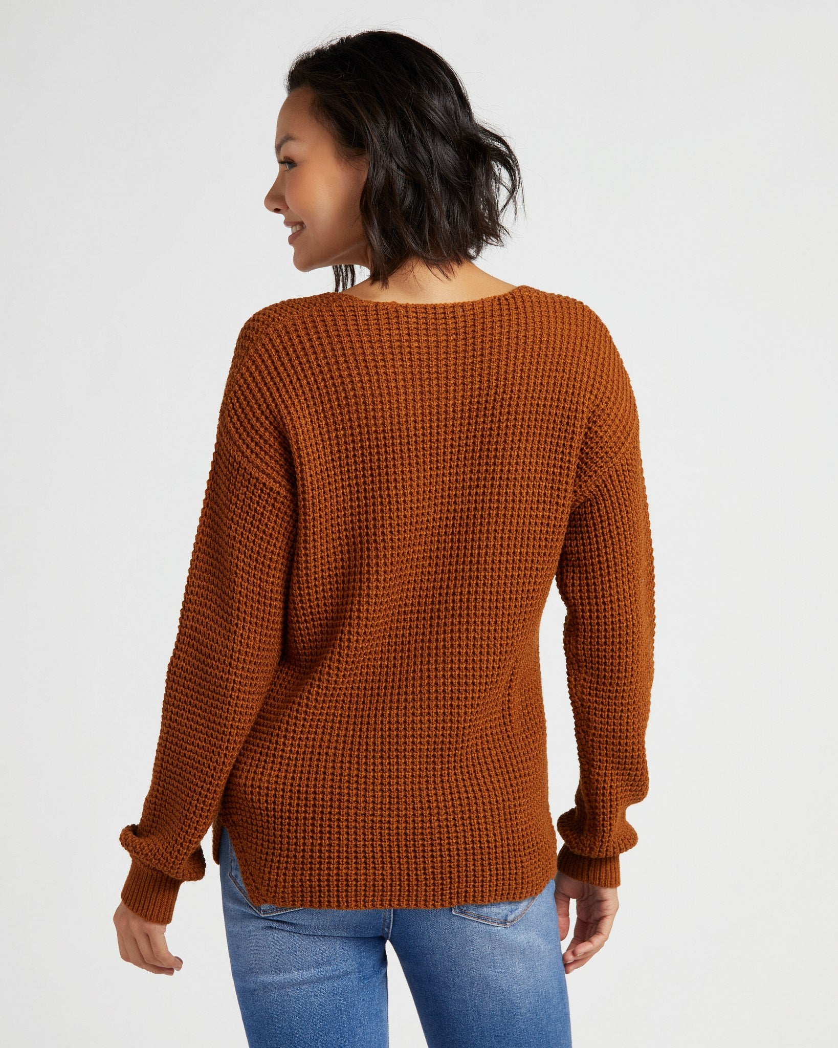 Long Sleeve V-Neck Sweater Bevelled Hem