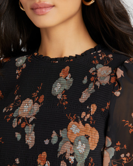 Tawny Floral $|& DEX Long Sleeve Smocked Body Floral Woven Top - SOF Detail