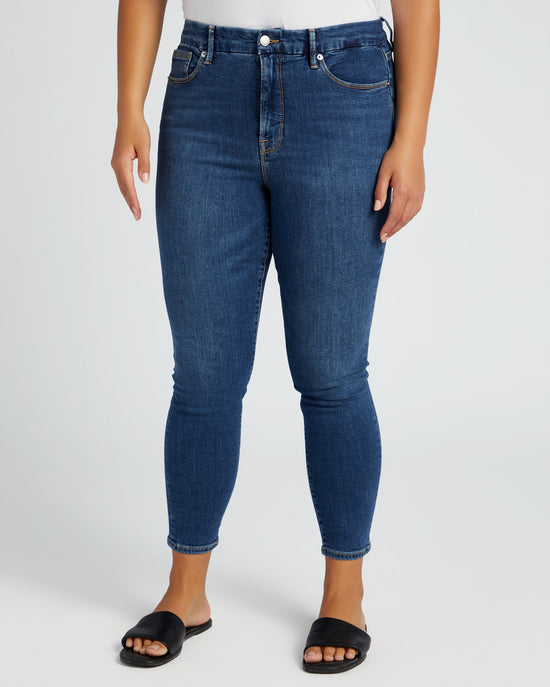 Blue615 $|& Good American Good Legs Crop Extreme V - SOF Front