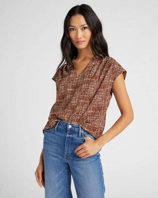 Brown $|& Lush Short Cap Sleeve Printed V-Neck Woven Top - SOF Front