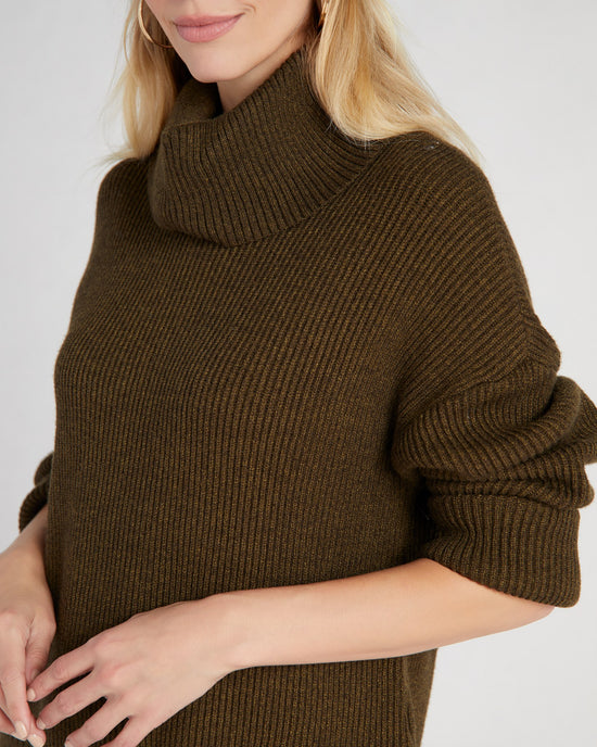 Bronze $|& Thread & Supply Elena Sweater - SOF Detail