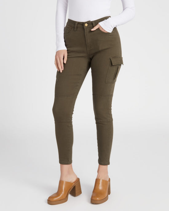 Olive $|& Ceros Jeans Mid Rise Cargo Skinny - SOF Front