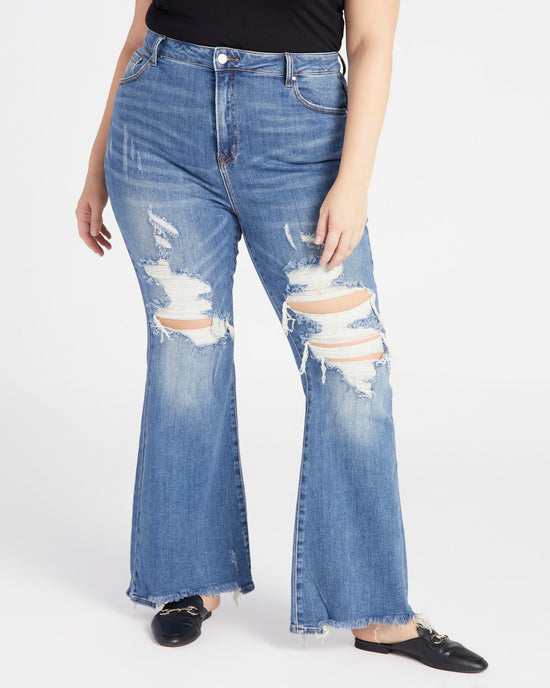 Dark Wash $|& Risen Jeans High Rise Wide Flare - SOF Front