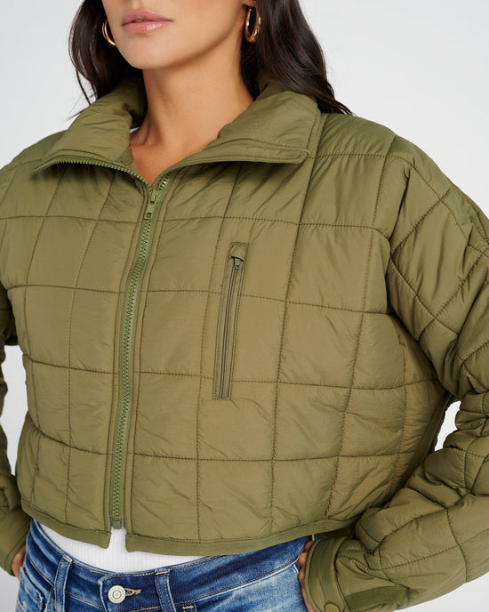 Olive $|& Vanilla Bay Cropped Quilted Puffer Jacket - SOF Detail