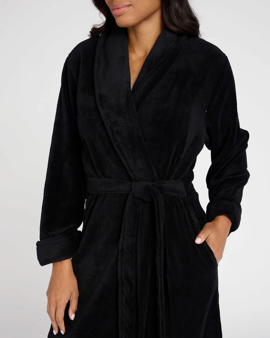 Black $|& Claudel Fleece Wrap Robe - SOF Detail